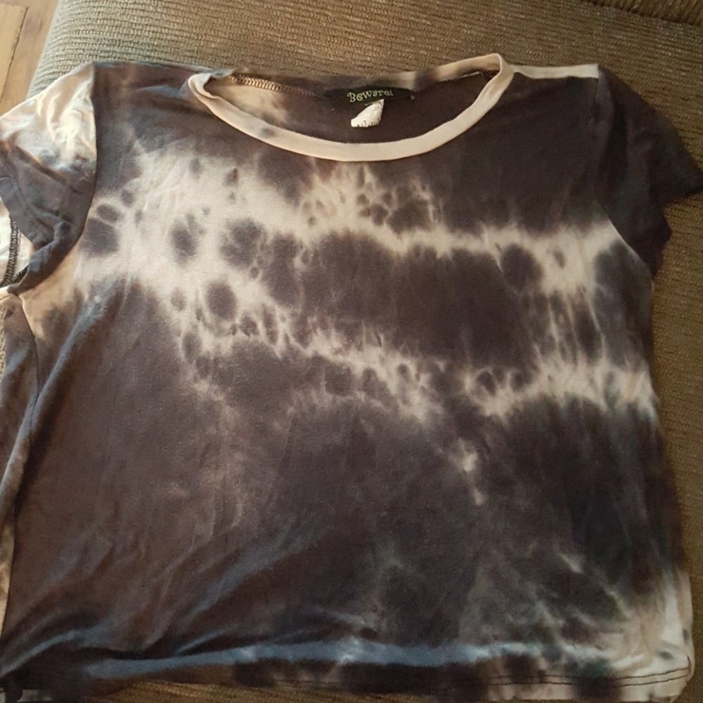 Tie dye crop t SHIRT size medoum